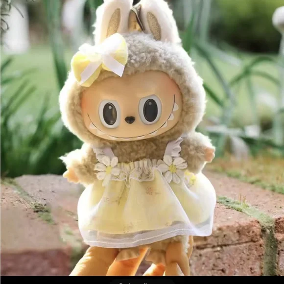 Cute Labubu Yellow Dress - doll NOT included - Picture 1 of 4